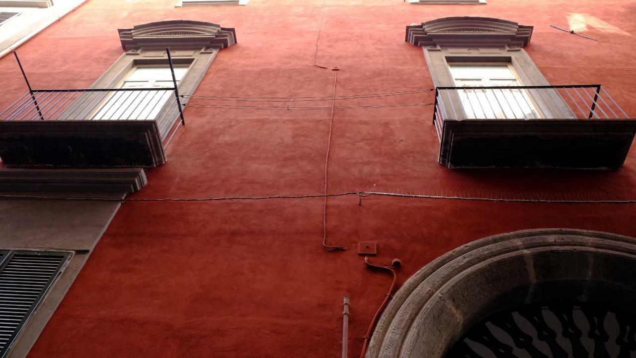 Domus Donnaregina Apartments Napoli Bagian luar foto