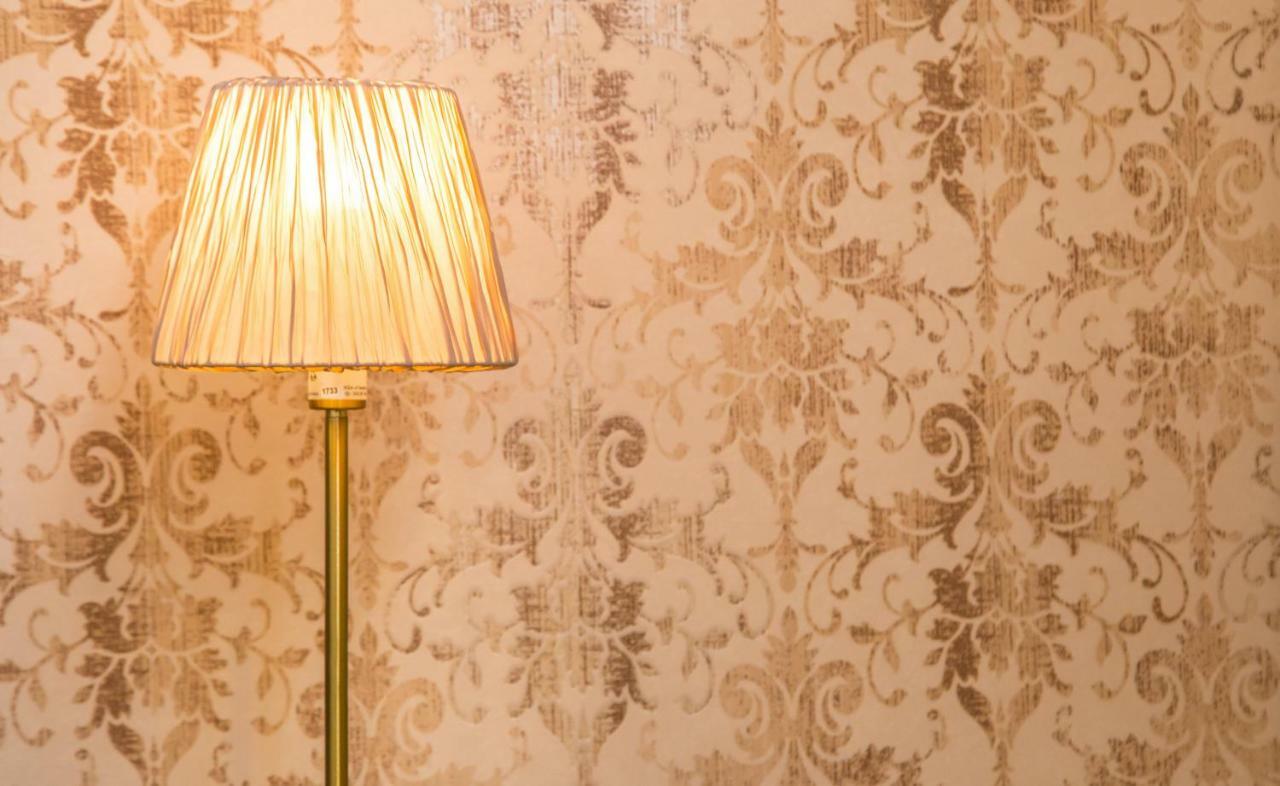 Domus Donnaregina Apartments Napoli Bagian luar foto