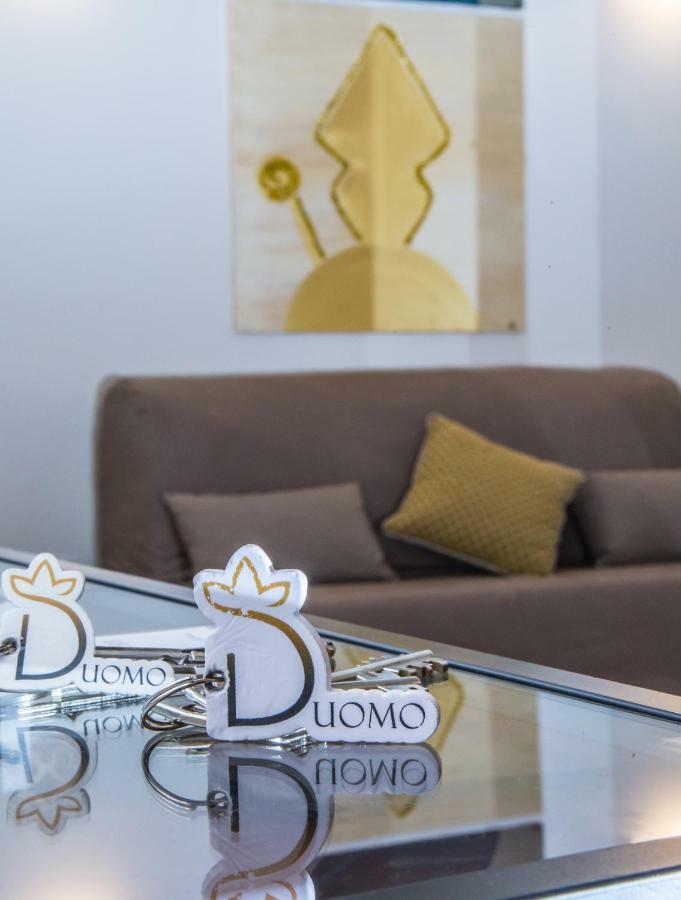 Domus Donnaregina Apartments Napoli Bagian luar foto